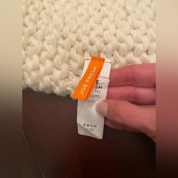 Cream coloured Tube Scarf. - Picture 2 of 3